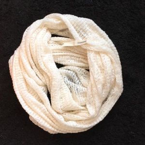 Paula Bianco Infinity Scarf